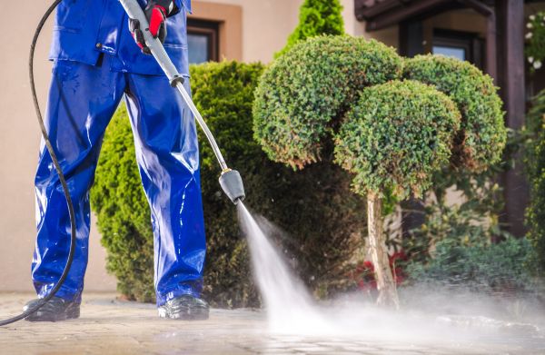 Driveway Cleaning in Middleburg