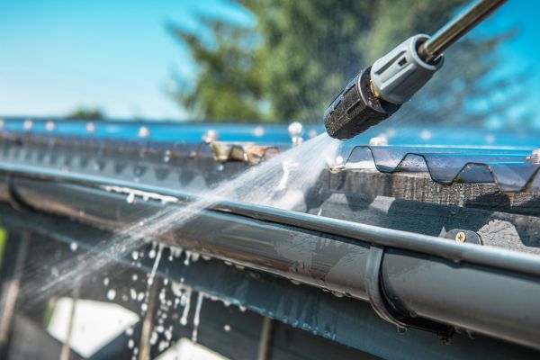 Gutter Pressure Washing in Middleburg