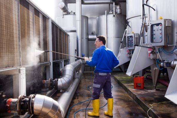 Industrial Pressure Washing in Middleburg
