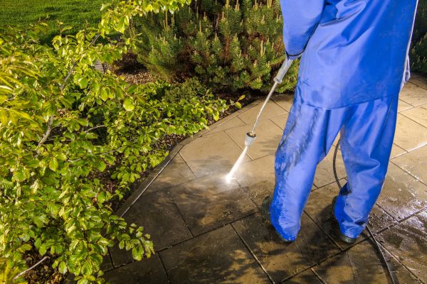 Hardscape Cleaning in Middleburg
