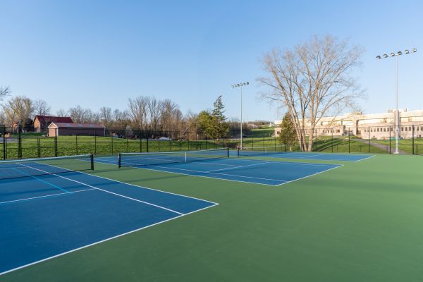 Tennis Court Cleaning in Middleburg