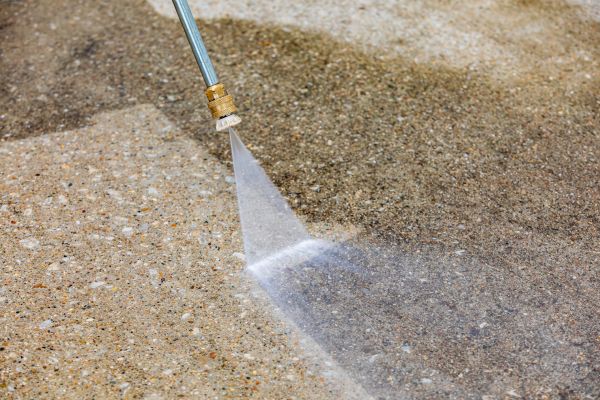 Driveway Pressure Cleaning in Middleburg
