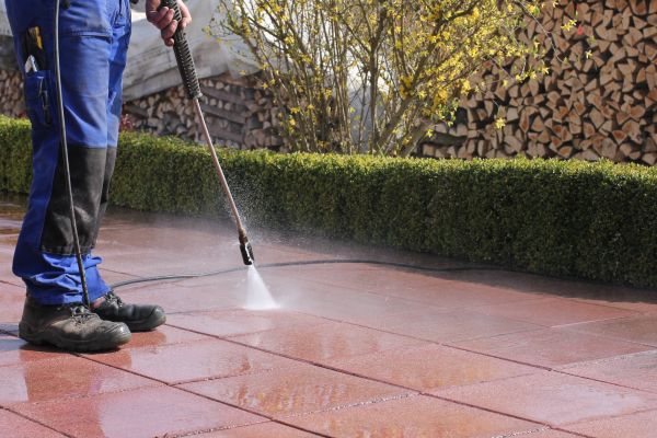 Driveway Pavers Cleaning in Middleburg
