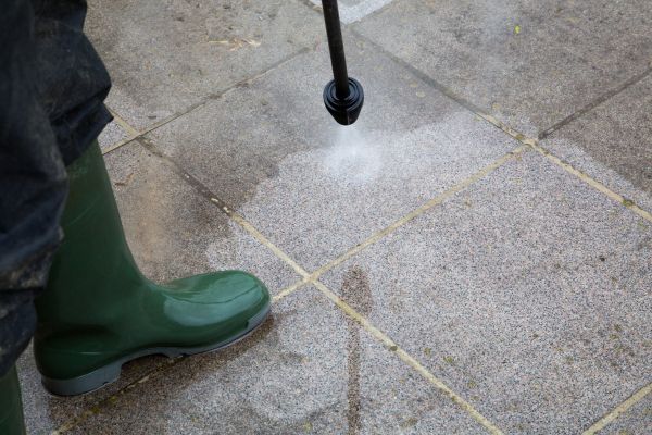 Industrial Pressure Cleaning in Middleburg