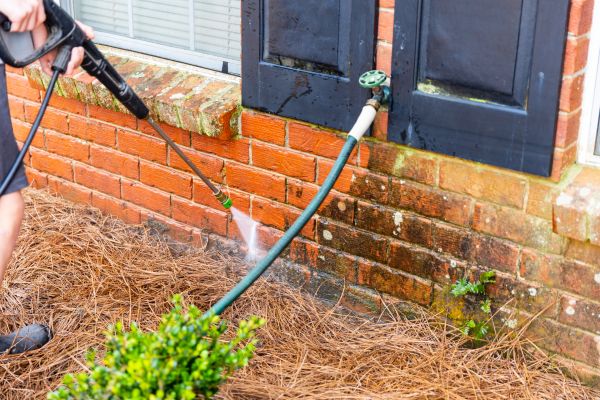 Brick Home Power Washing in Middleburg